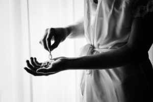 Love Wanderers - Minimal Bridal - Inspiración de Boda Moderna